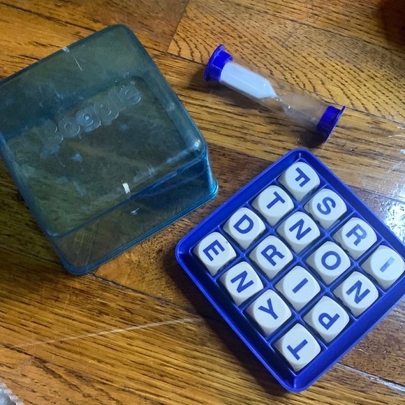 Boggle Hasbro Vintage Game - Picture 1 of 4